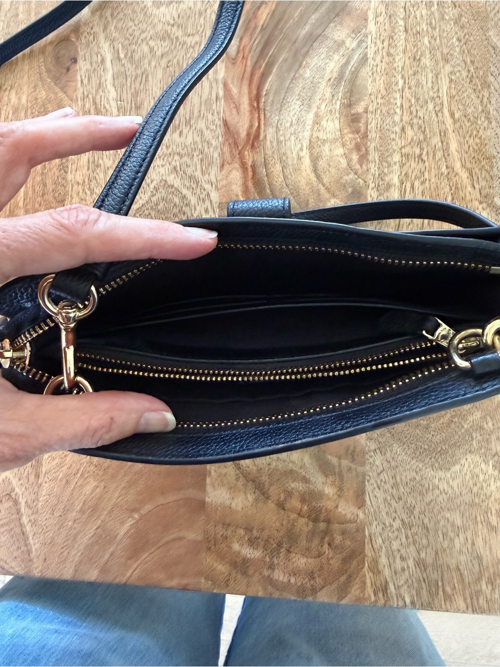 Coach Black Pebbled Leather Crossbody with Gold Logo - Picture 5 of 6
